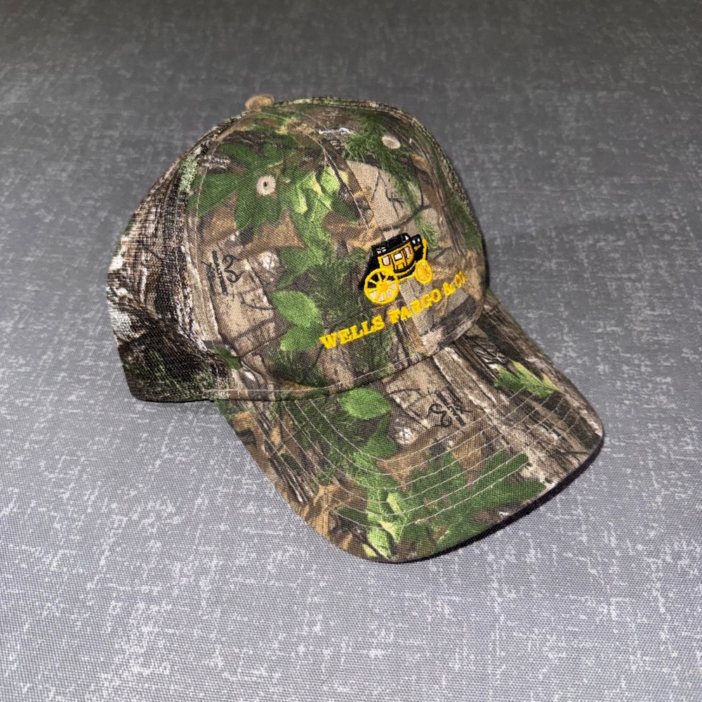 Wells Fargo Realtree Camo Hat Trucker Cap Hunting Outdoor Snapback USA